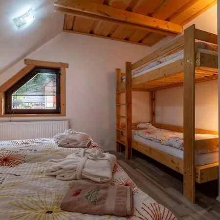 Zrub Jánošík Chalé Valča